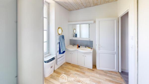 Maison de maître 175 m² à Talmont-Saint-Hilaire 85440