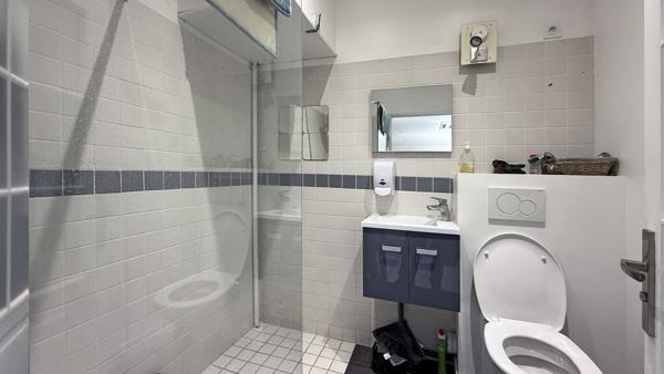 Local 430 m² à Ormesson-sur-Marne 94490