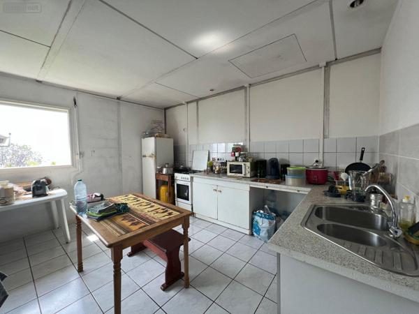 Immeuble à vendre à Saint-Paul à la Réunion (97460), ref : 97405/98   
Le Guillaume