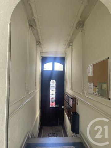 Appartement 3 à vendre  3 pièces - 66 m 2   STRASBOURG  - 67