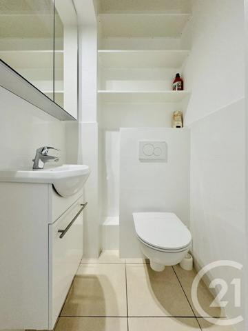 Appartement 3 à vendre  3 pièces - 66 m 2   STRASBOURG  - 67