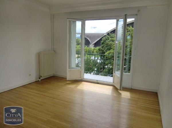 Appartement à louer 3 pièces 77.31m²