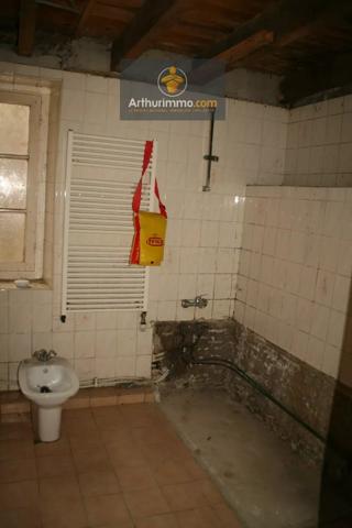 Vente                                                      Maison
                        
                     5 pièces                      113 m2                     à Josselin