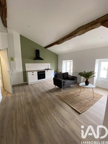 Immeuble à vendre 400 m² Saint-Jean-d'Angély