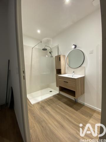 Immeuble à vendre 400 m² Saint-Jean-d'Angély