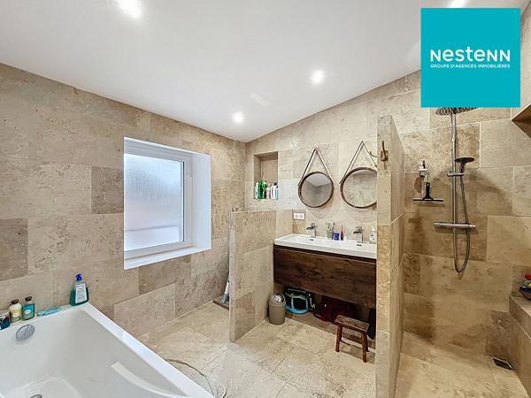 Maison Montrond Les Bains 6 pièce(s) 200 m2