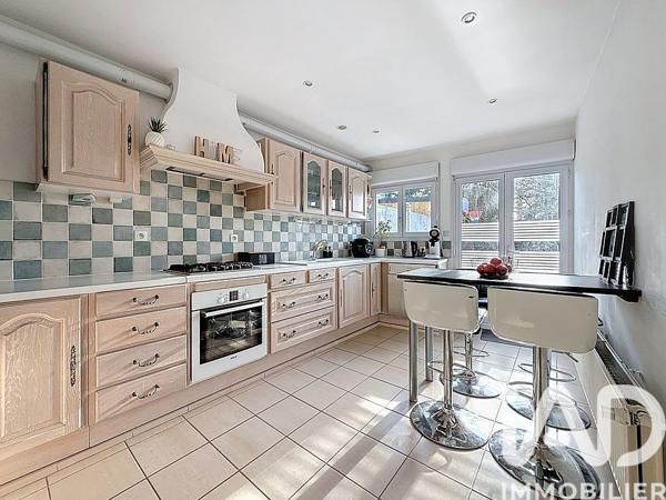 Maison à vendre 4 pièces 103 m² Neuville-en-Ferrain