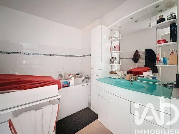 Maison à vendre 4 pièces 103 m² Neuville-en-Ferrain
