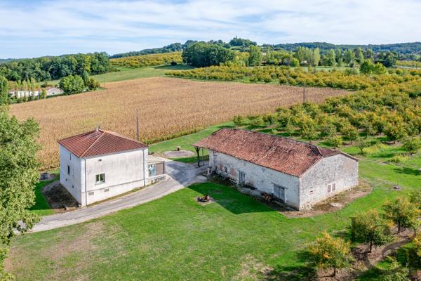 A vendre à Dolmayrac maison avec grange.