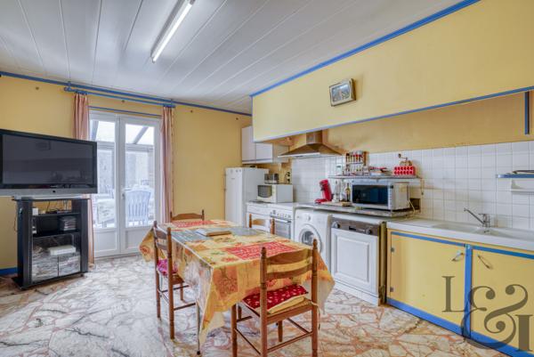 A vendre à Dolmayrac maison avec grange.