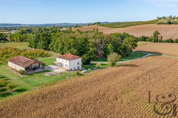 A vendre à Dolmayrac maison avec grange.