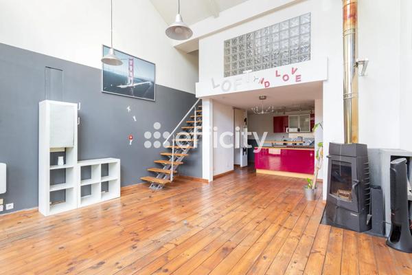 Loft
         2 pièces
        - 80 m² Exclusivité 172 000 € *