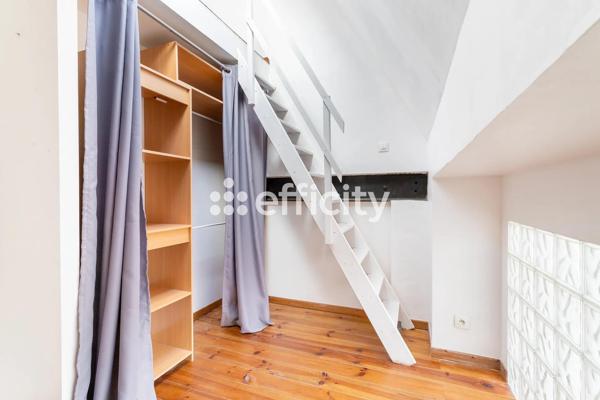 Loft
         2 pièces
        - 80 m² Exclusivité 172 000 € *