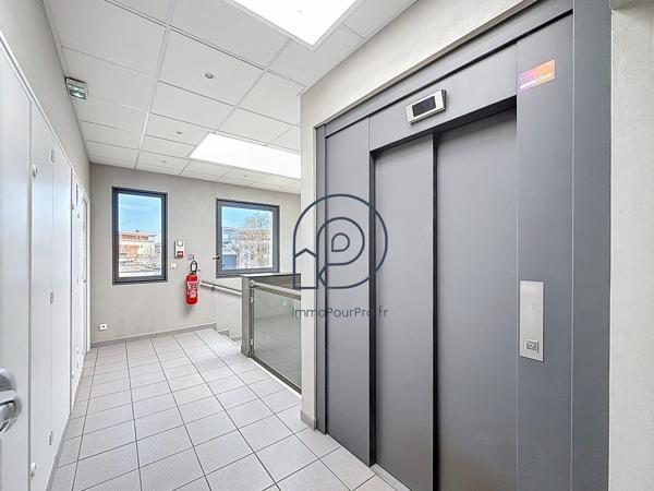 Wasquehal Grands Boulevards – 2 lots de bureaux 137 m² et 167 m² – À vendre