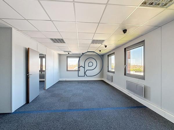 Wasquehal Grands Boulevards – 2 lots de bureaux 137 m² et 167 m² – À vendre