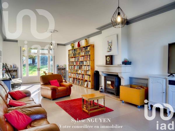 Maison à vendre 12 pièces 486 m² La Couronne