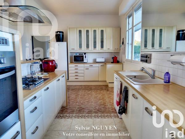 Maison à vendre 12 pièces 486 m² La Couronne