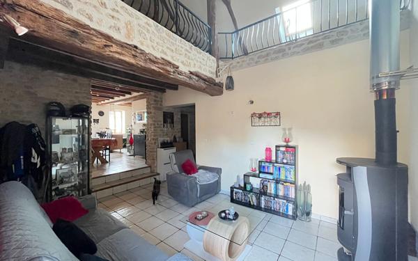 Maison à vendre    5 pièces •  Radon