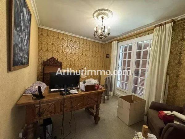 Vente                                                      Maison
                        
                     4 pièces                      93 m2                     à Montivilliers