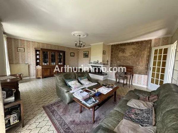 Vente                                                      Maison
                        
                     4 pièces                      93 m2                     à Montivilliers