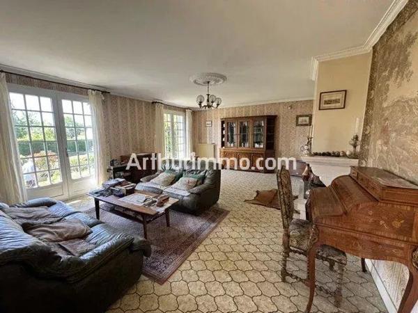Vente                                                      Maison
                        
                     4 pièces                      93 m2                     à Montivilliers
