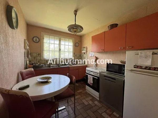 Vente                                                      Maison
                        
                     4 pièces                      93 m2                     à Montivilliers