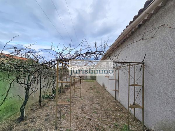 Camaret-sur-Aigues (84850) VILLA dans lotissement calme avec 4 chambres piscine et garage