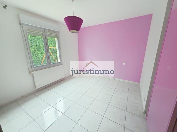 Camaret-sur-Aigues (84850) VILLA dans lotissement calme avec 4 chambres piscine et garage