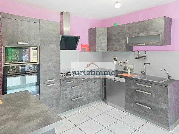 Camaret-sur-Aigues (84850) VILLA dans lotissement calme avec 4 chambres piscine et garage