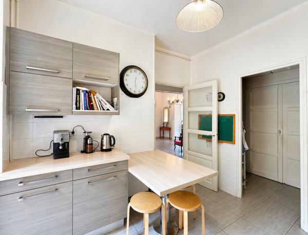 Maison à vendre 8 pièces ALES (30)