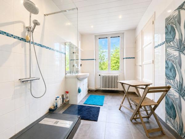 Maison à vendre 8 pièces ALES (30)