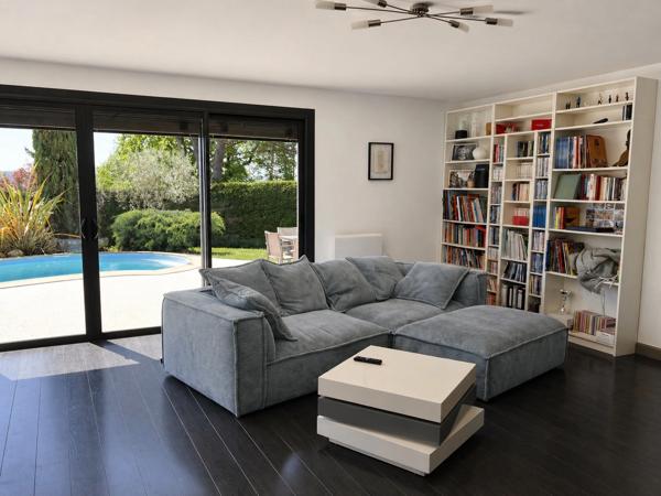 VILLENEUVE SUR LOT (47) Belle maison familiale avec piscine – 4 chambres