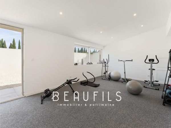 Saint-Gilles (30800) Exclusivité - Petite Camargue - Mas néo-provençal de 400m² - Terrain 2000m²