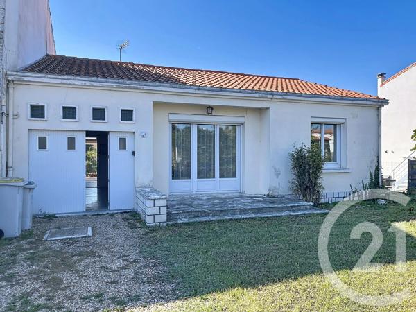 Maison à vendre  4 pièces - 68 m 2   ROCHEFORT  - 17