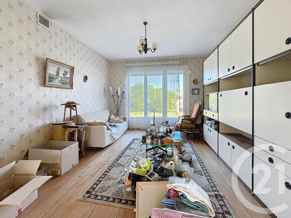Maison à vendre  4 pièces - 68 m 2   ROCHEFORT  - 17