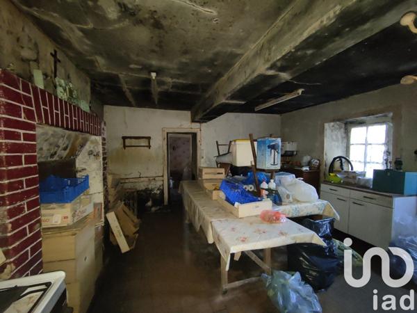 Maison de campagne 4 pièces de 105 m² à Héloup (61250)