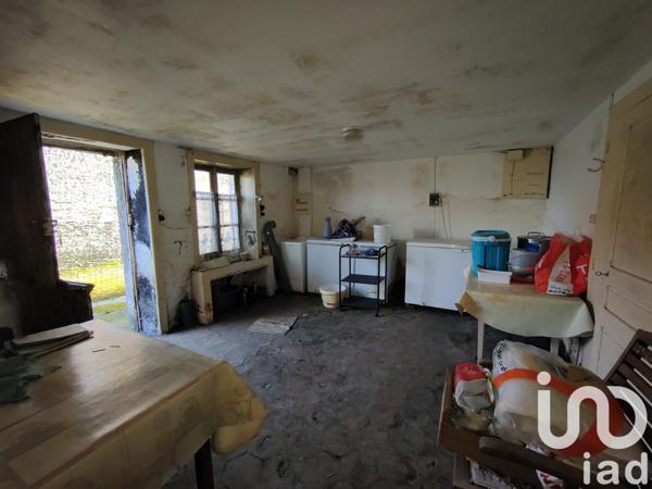 Maison de campagne 4 pièces de 105 m² à Héloup (61250)