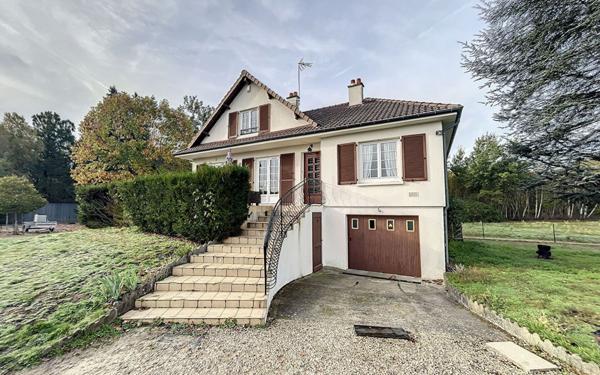 Maison à louer    6 pièces •  Pruniers-en-Sologne