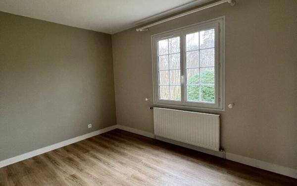 Maison à louer    6 pièces •  Pruniers-en-Sologne