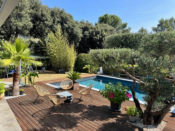 Villa 160 m² sur 1600 m² avec piscine, garage et environnement préservé