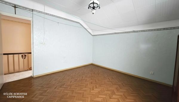 Maison à vendre 5 pièces ROUHLING (57)