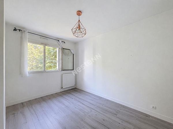 Appartement 4 pièces à vendre à Rezé - 3 chambres, balcon, cave