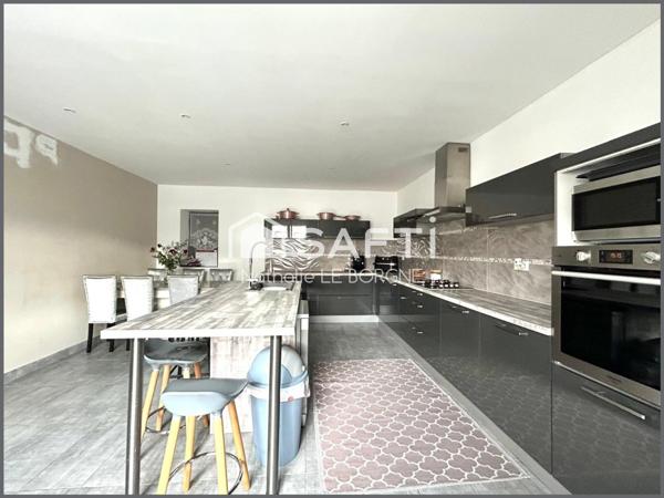 Maison de ville 5 chambres avec jardin et garages