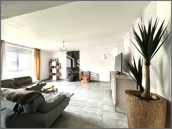 Maison de ville 5 chambres avec jardin et garages