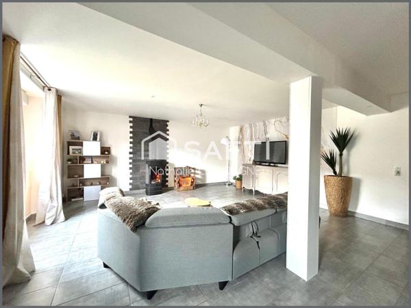 Maison de ville 5 chambres avec jardin et garages