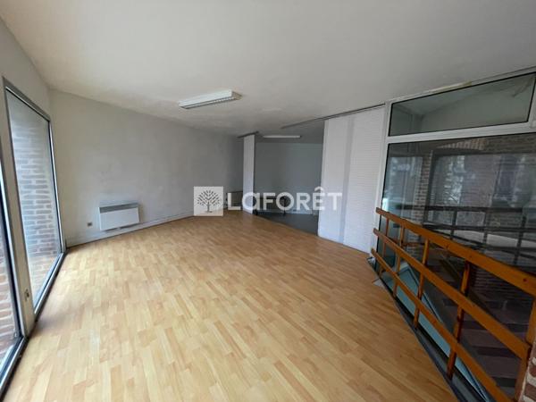 Location bureau près de HESDIN - 2 pièce(s) - 53 m² - 400 €/mois