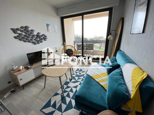 Location Appartement meublé 2 pièces 32.2 m² - 2 A 24 ALLEE DU BOUT DEHORS La Rochelle 17000