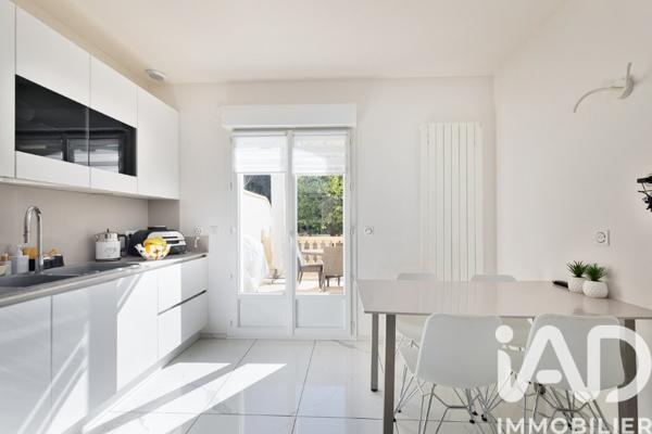 Maison à vendre 7 pièces 290 m² Saint-Brice-sous-Forêt