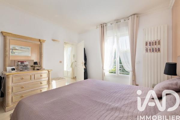 Maison à vendre 7 pièces 290 m² Saint-Brice-sous-Forêt