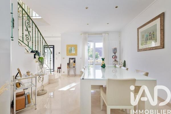 Maison à vendre 7 pièces 290 m² Saint-Brice-sous-Forêt